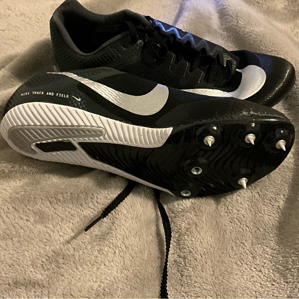 indoor sprinting shoes